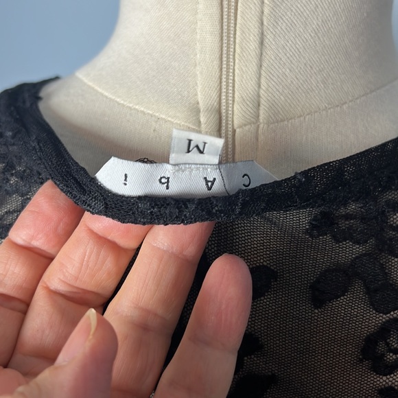 Cabi Longe Sleeve lace Tee - Picture 2 of 11